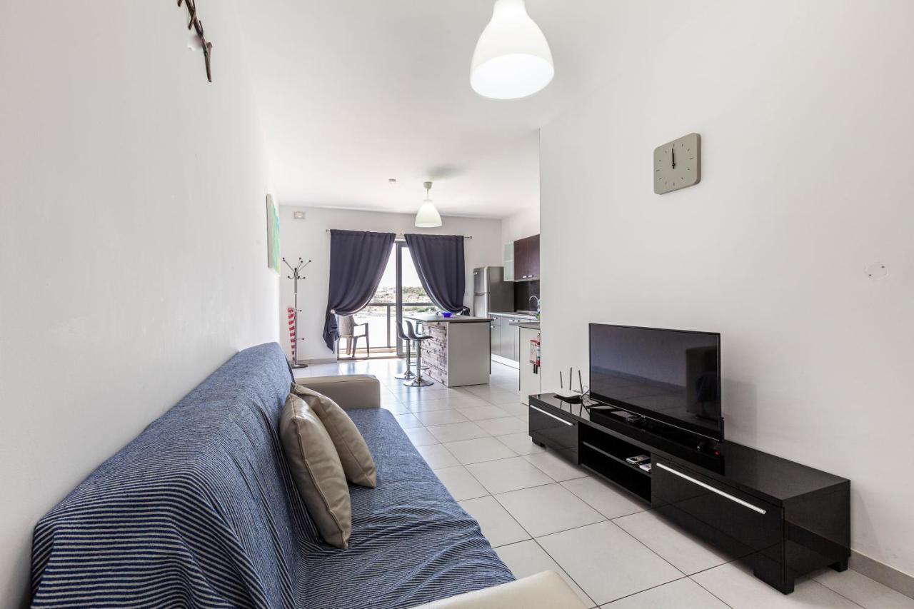 Z4 - Seafront Apartment St. Paul's Bay Exteriér fotografie